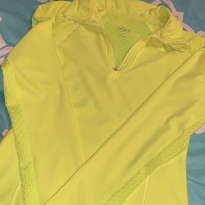 Pull over/ long sleeve shirt